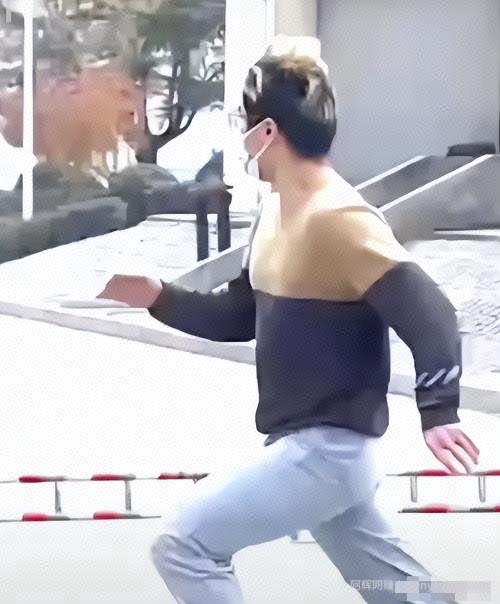 为爱冲锋！如何利用好奇心，蹭热度来賺米？